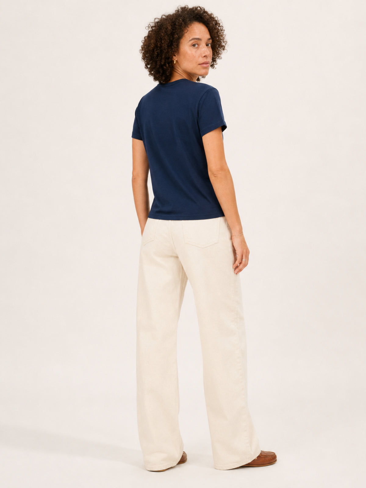 a navy blue short-sleeve t-shirt